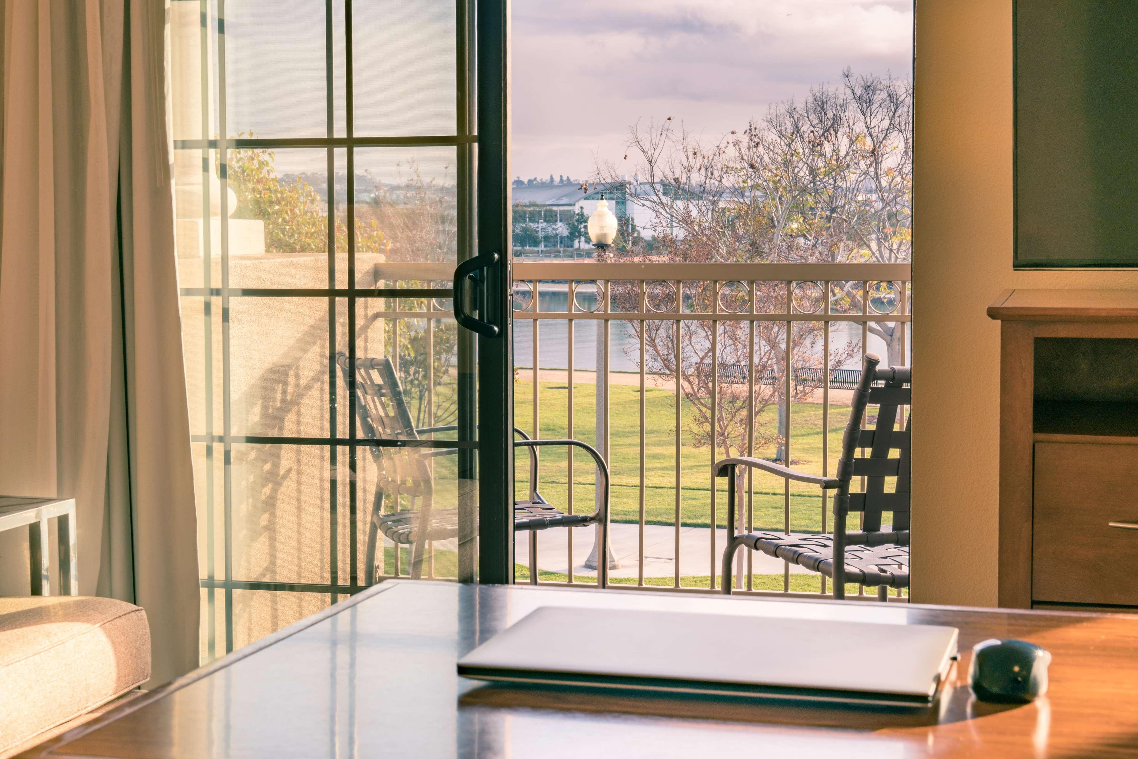 Homewood Suites By Hilton San Diego Airport-Liberty Station Экстерьер фото