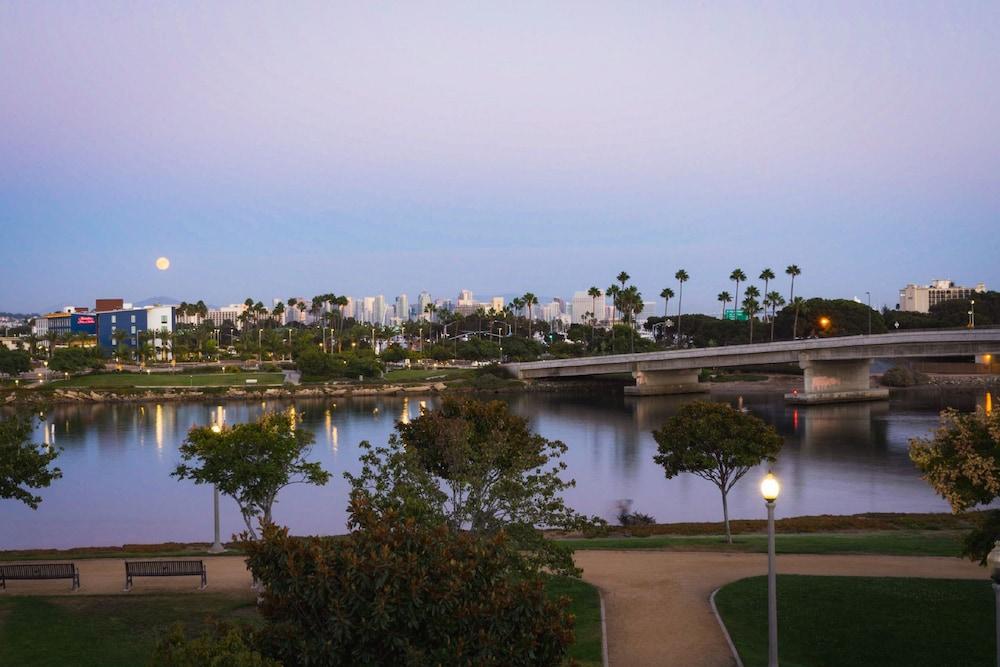 Homewood Suites By Hilton San Diego Airport-Liberty Station Экстерьер фото