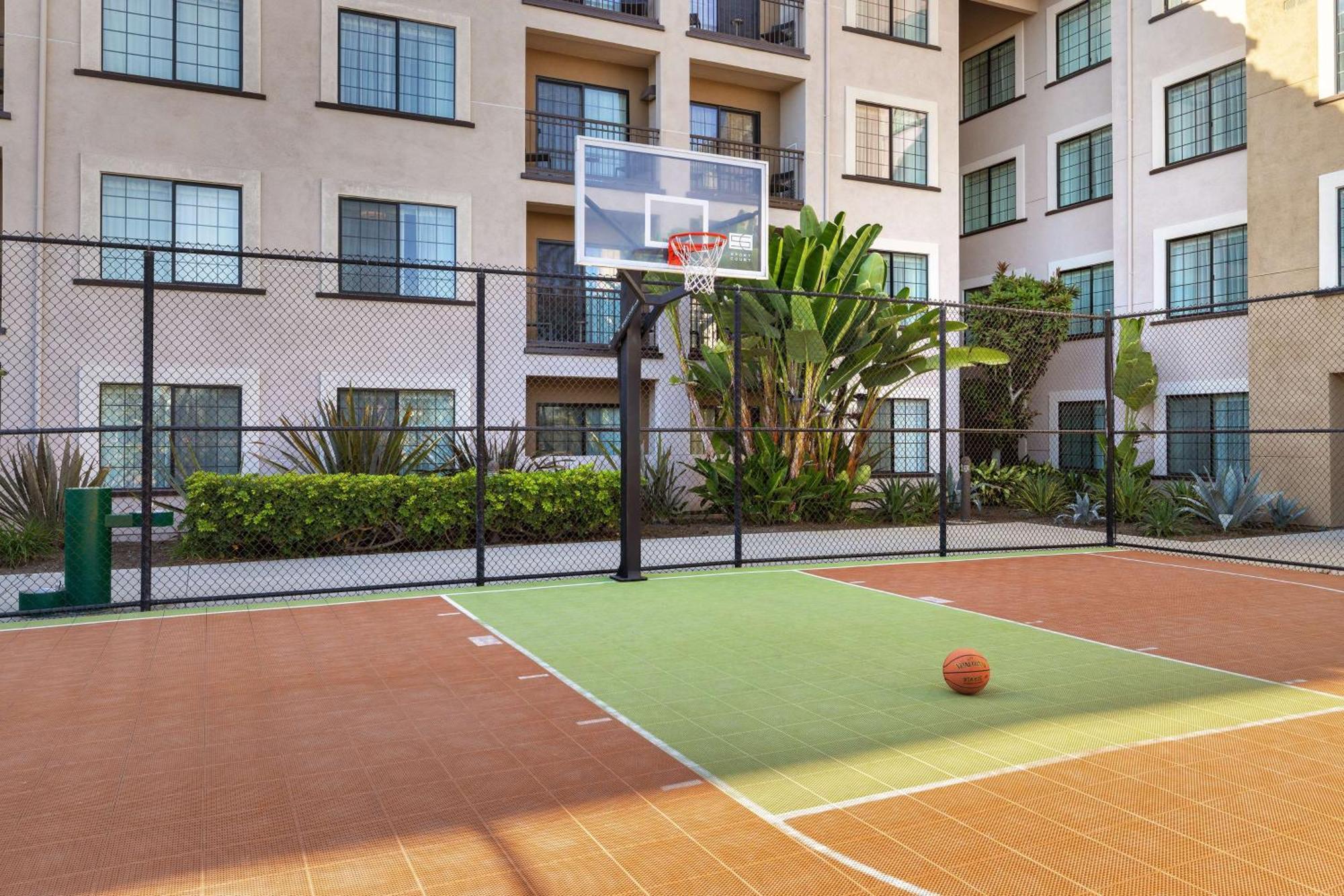 Homewood Suites By Hilton San Diego Airport-Liberty Station Экстерьер фото