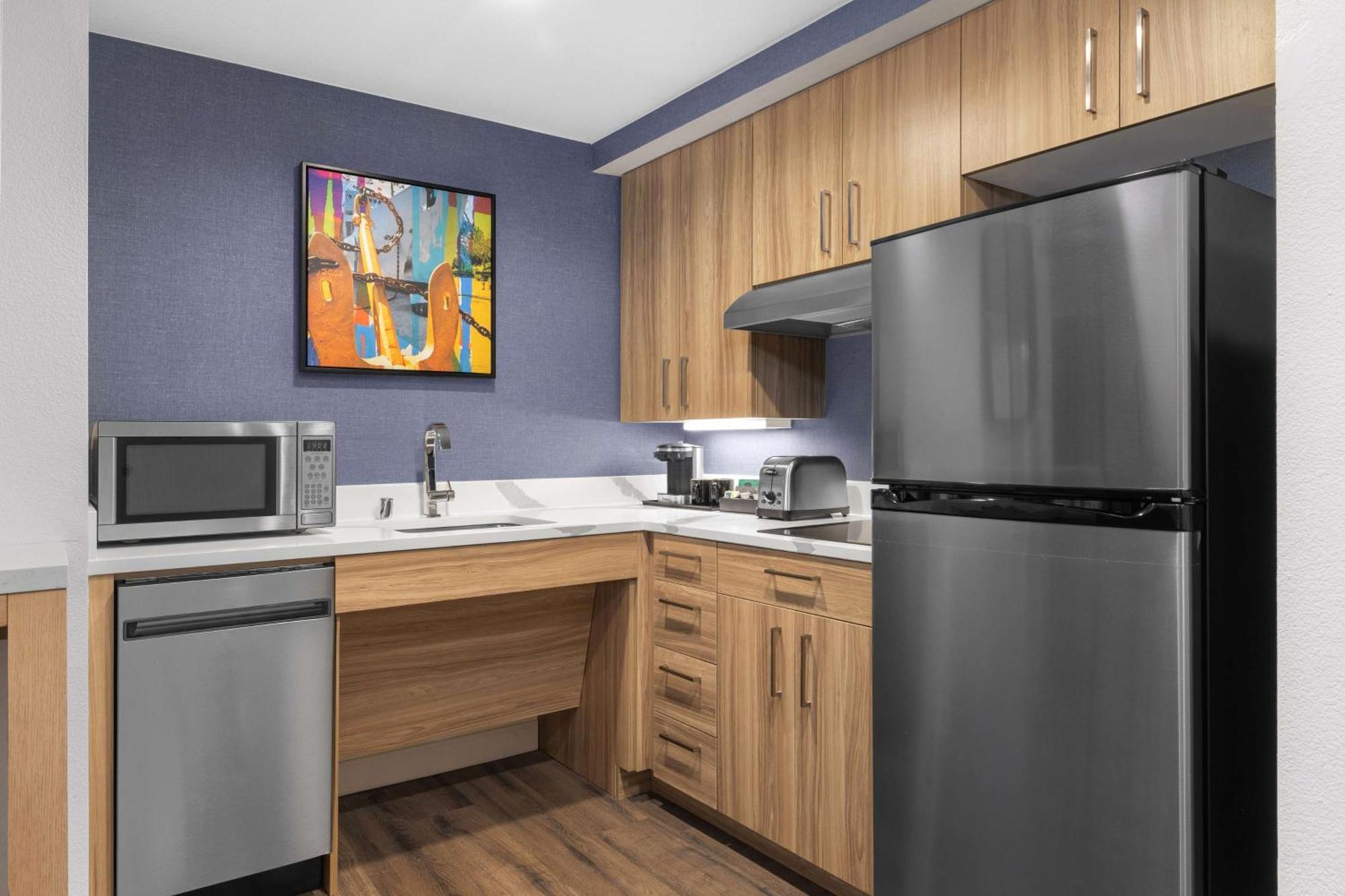 Homewood Suites By Hilton San Diego Airport-Liberty Station Экстерьер фото
