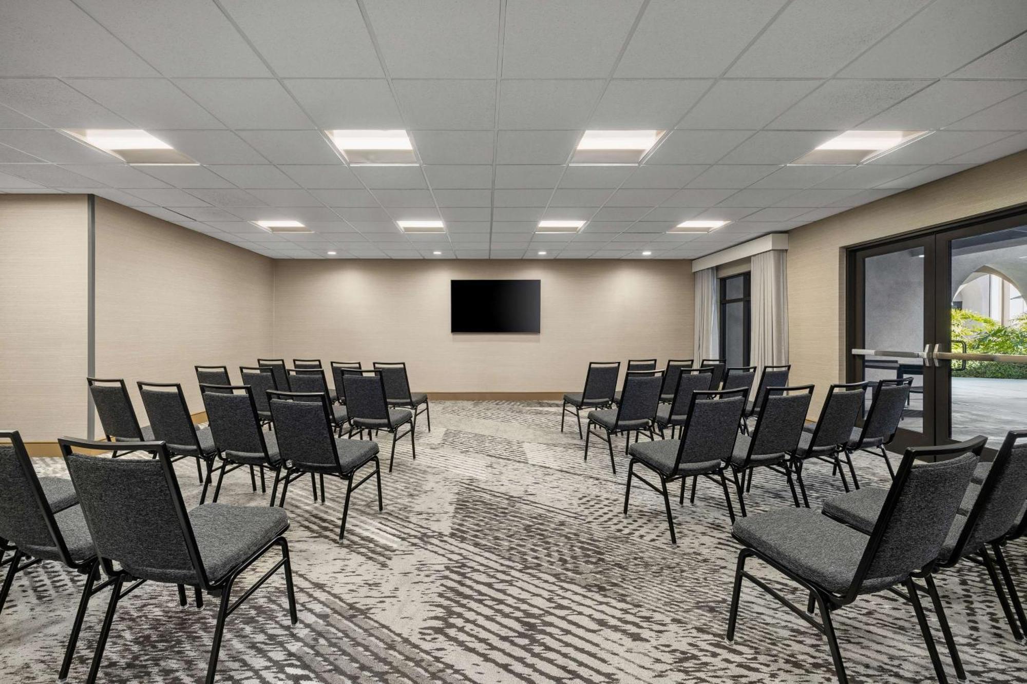 Homewood Suites By Hilton San Diego Airport-Liberty Station Экстерьер фото