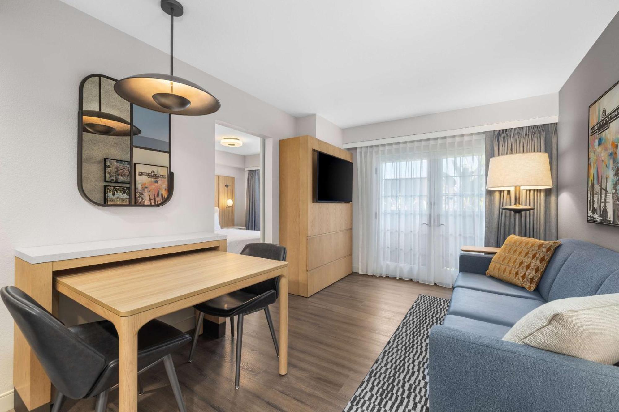 Homewood Suites By Hilton San Diego Airport-Liberty Station Экстерьер фото
