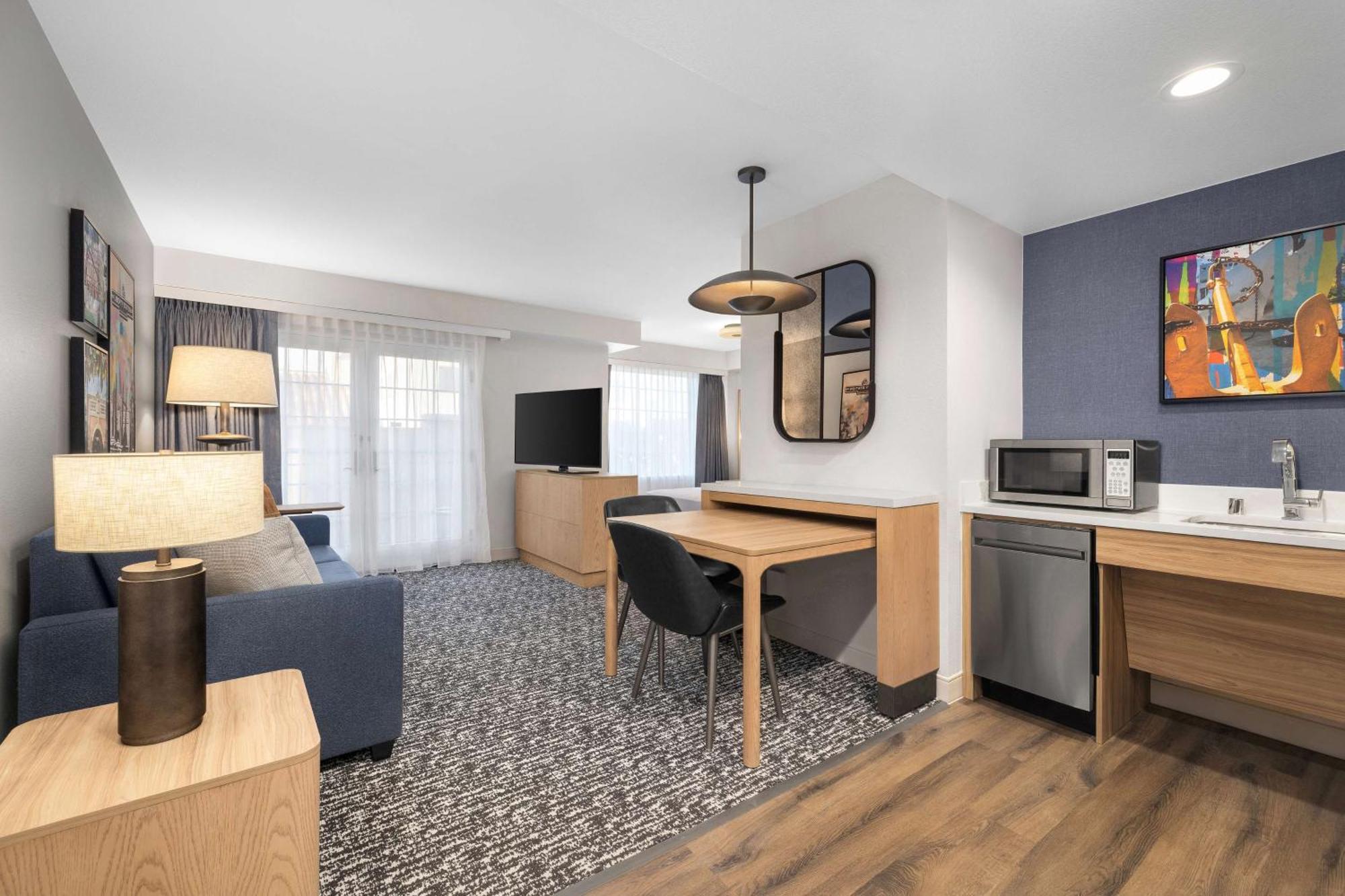 Homewood Suites By Hilton San Diego Airport-Liberty Station Экстерьер фото