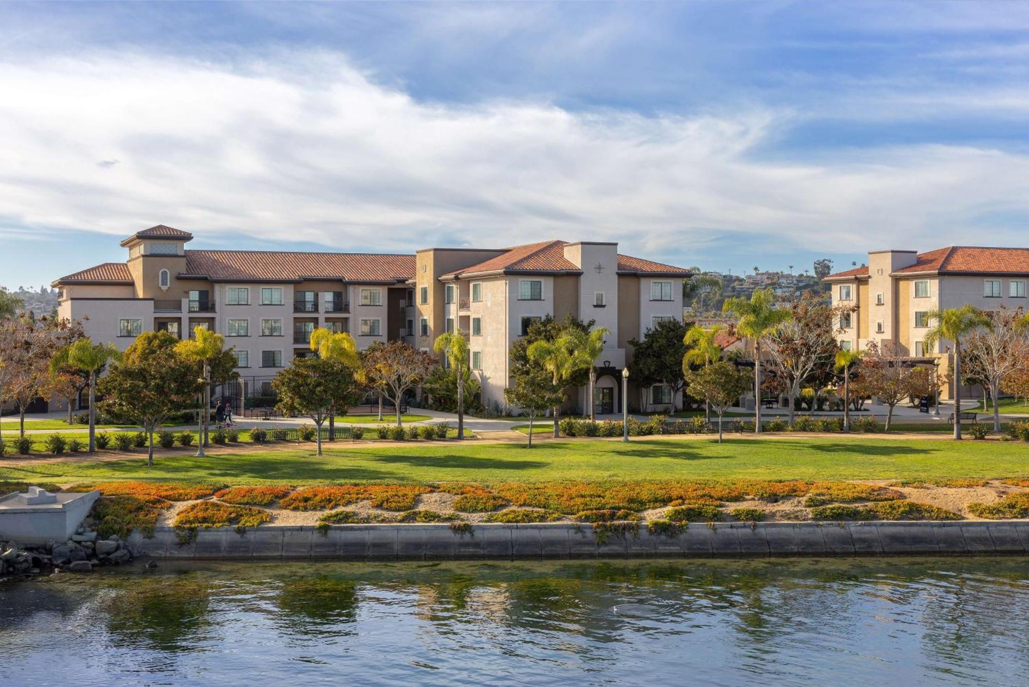 Homewood Suites By Hilton San Diego Airport-Liberty Station Экстерьер фото