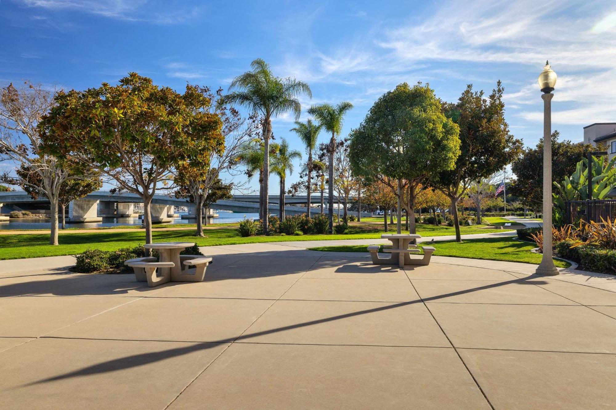 Homewood Suites By Hilton San Diego Airport-Liberty Station Экстерьер фото